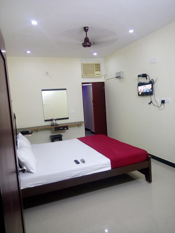 Krish Residency Hotel Madurai Exterior photo