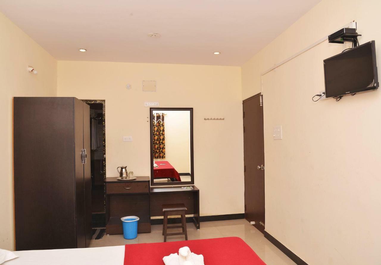 Krish Residency Hotel Madurai Exterior photo