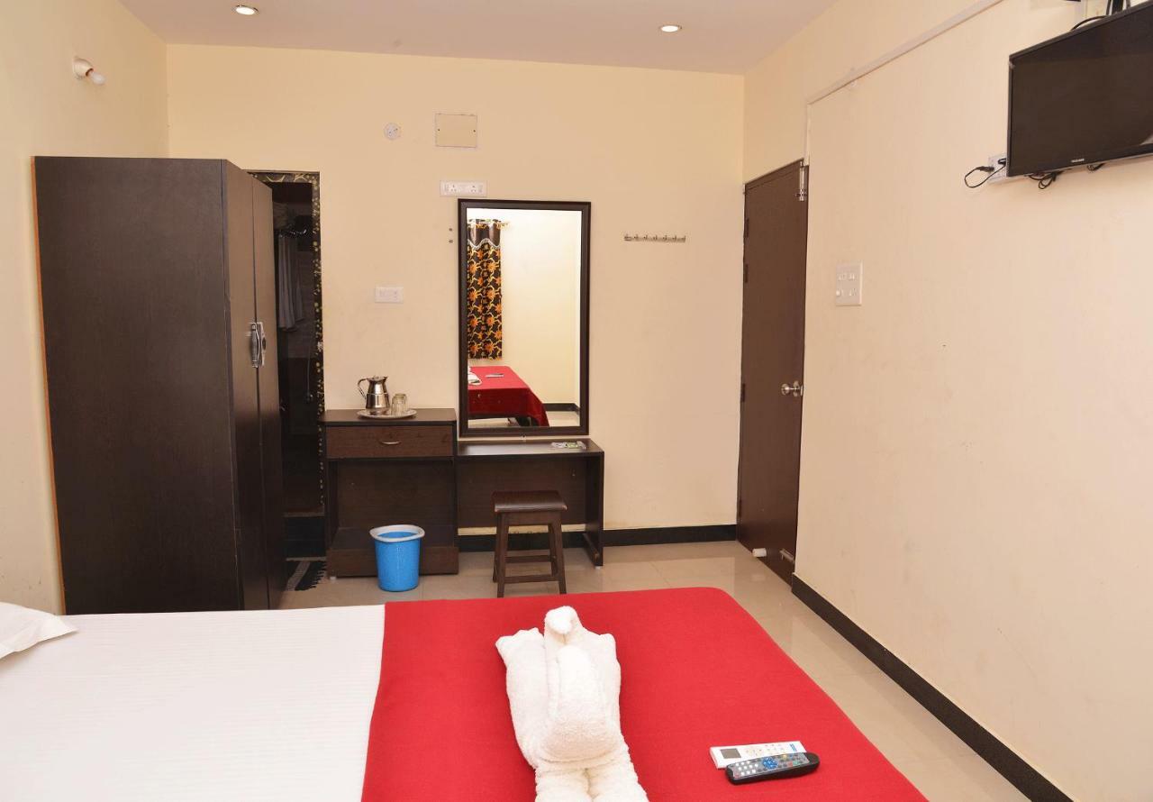 Krish Residency Hotel Madurai Exterior photo